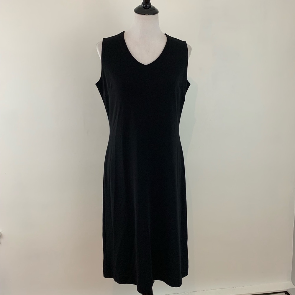111 State Sleeveless Sheath Dress Black V Neck
